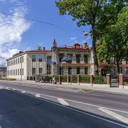 Apartment Near Old Town
