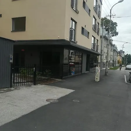 Near Old Town Apartamento