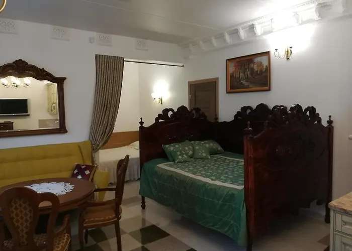 Near Old Town Apartman