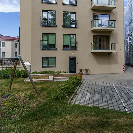 Near Old Town Apartmán *